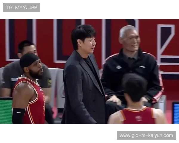 最篮点：以下克上哪家强？季后赛首战起波澜